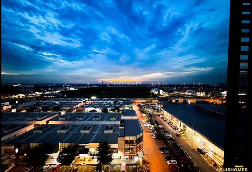 استودیوی لوکس, Near Klia   Kipcore Suite B   Town Centre Sepang