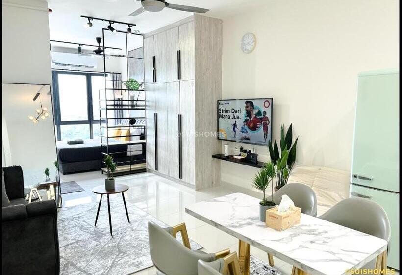 استودیوی لوکس, Near Klia   Kipcore Suite B   Town Centre Sepang
