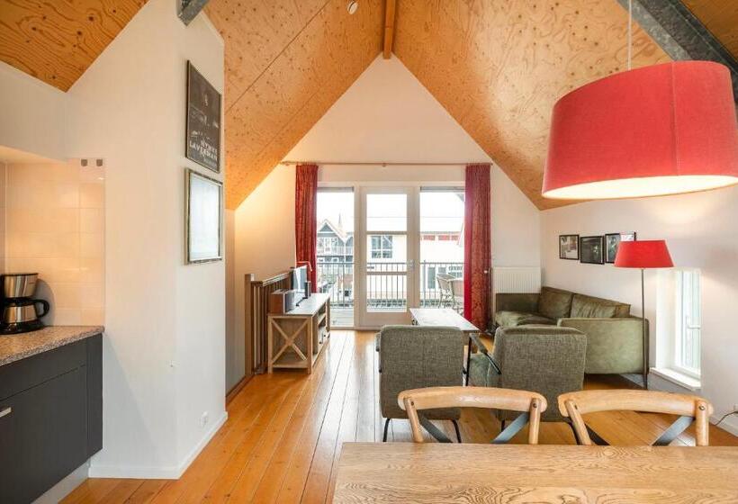 بانگلوی استاندارد, Summio Havenresort Terherne