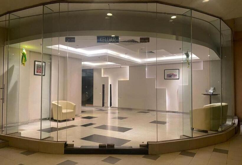 سوییت, Bv1 Studio Kk City Centre With Pool Near Imago