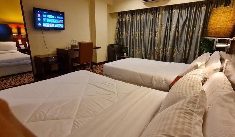 سوییت, Bv1 Studio Kk City Centre With Pool Near Imago