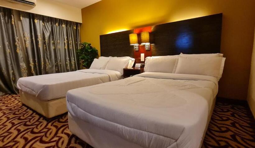 سوییت, Bv1 Studio Kk City Centre With Pool Near Imago