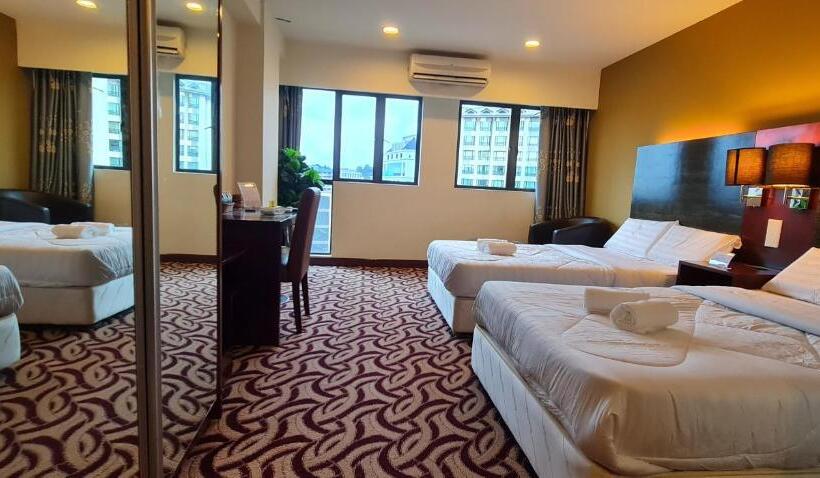 سوییت, Bv1 Studio Kk City Centre With Pool Near Imago