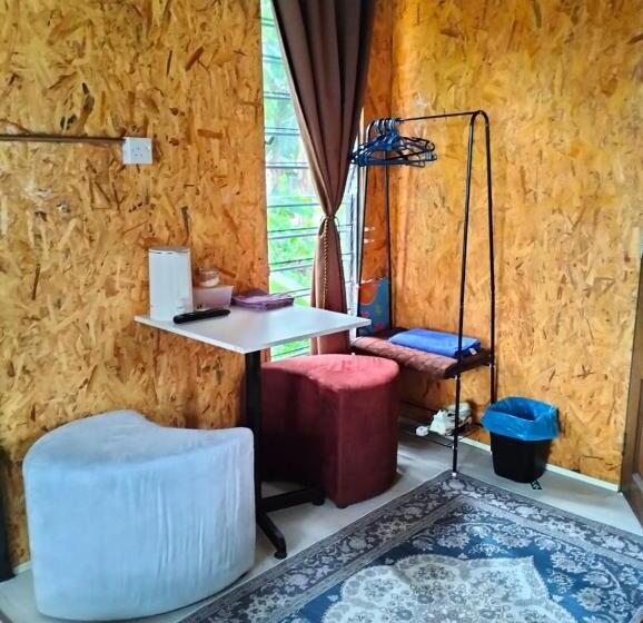 کلبه ییلاقی, Chalet Madu Kaca D   Rumah Bonda River View