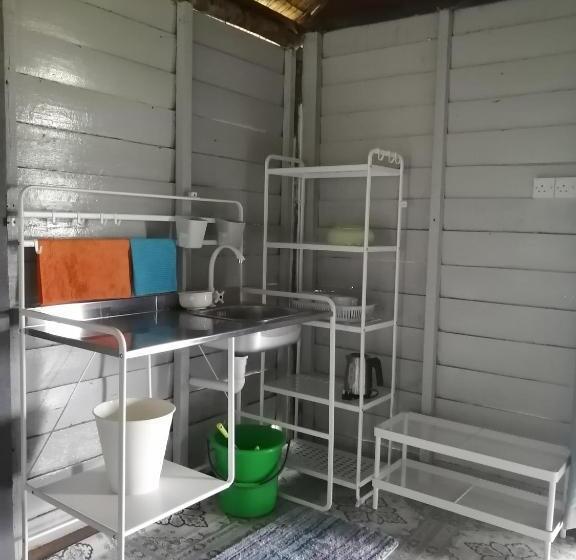 کلبه ییلاقی, Resort D Rumah Bonda River View Kuala Kangsar