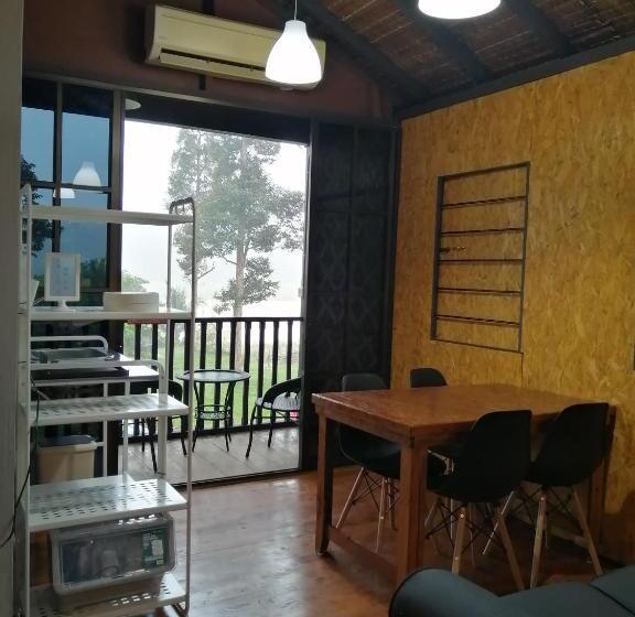 استودیو خانوادگی, Resort D Rumah Bonda River View Kuala Kangsar