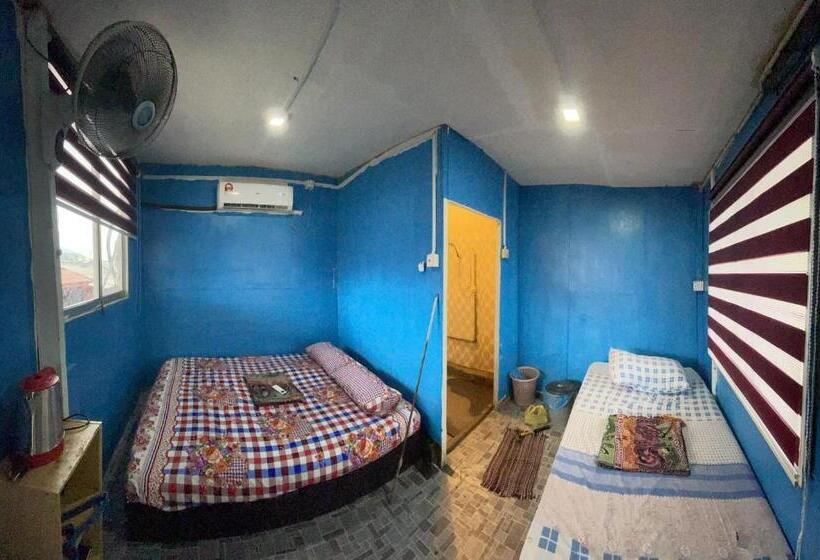 اتاق ساده سه‌ نفره, Z&z Budget Room