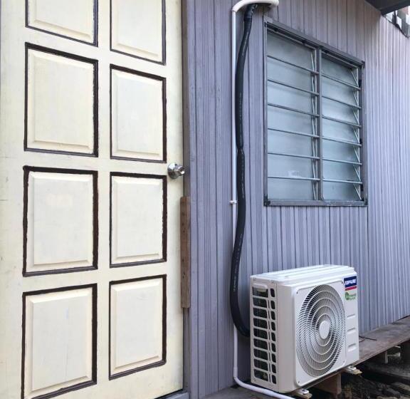 اتاق استاندارد سه نفره, Z&z Budget Room