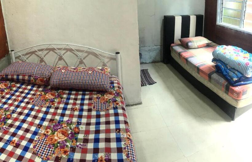 اتاق استاندارد سه نفره, Z&z Budget Room
