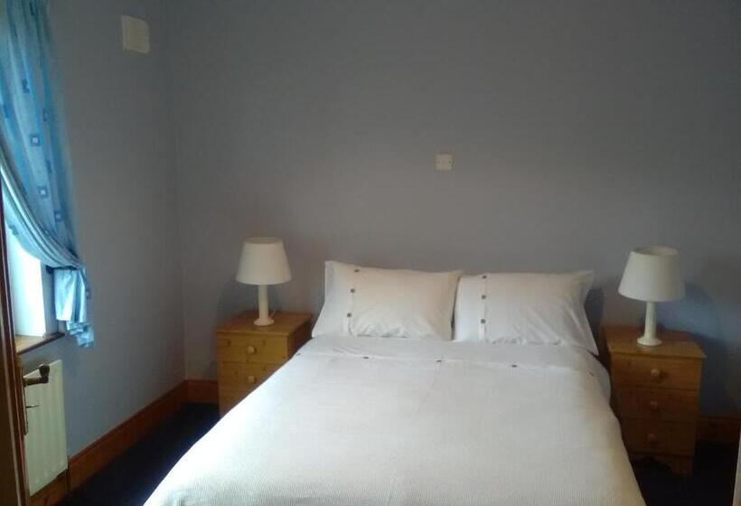 اتاق استاندارد, Lisduvogue House