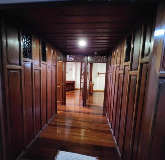 3 Bedroom Suite, Uptown Eco