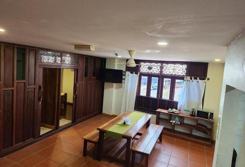 3 Bedroom Suite, Uptown Eco