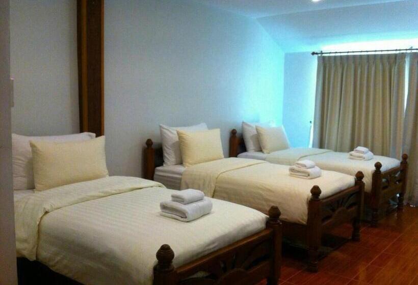 اتاق استاندارد سه نفره, Maingern Maithong Resort