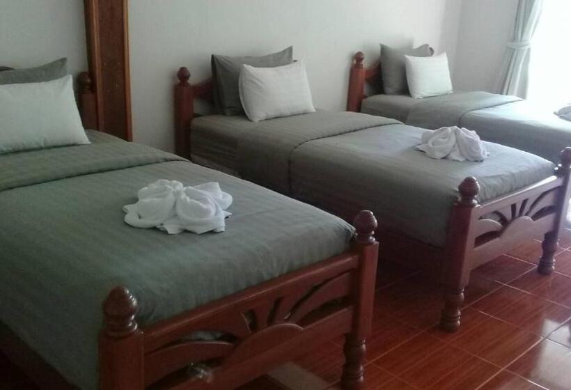 اتاق استاندارد سه نفره, Maingern Maithong Resort