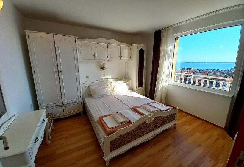 침실 1개 바다 전망 아파트, Guest House Rona   Free Parking And Sea View