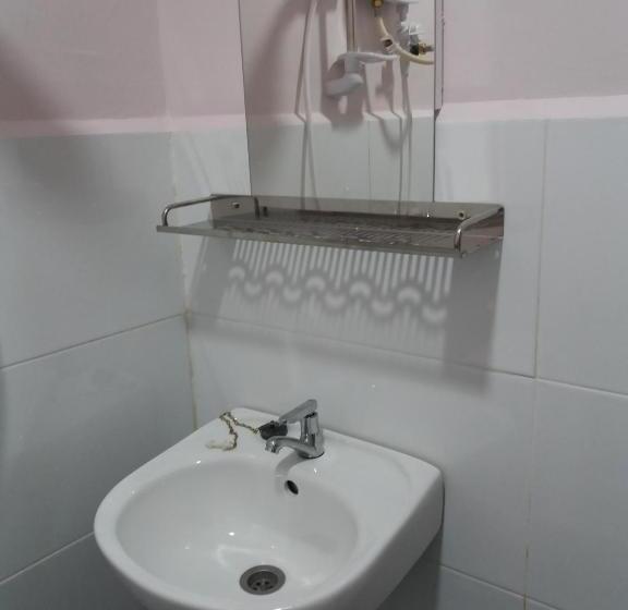 اتاق استاندارد, Js Homestay Air Putih