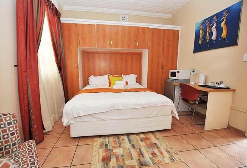 اتاق استاندارد با تخت بزرگ, Tshinakie Guesthouse Pretoria