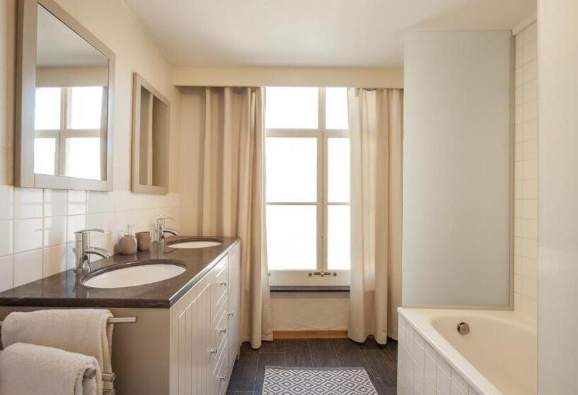 اتاق استاندارد, Skindles Guesthouse