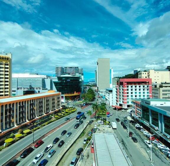 سوییت اجرایی, Capital Kota Kinabalu