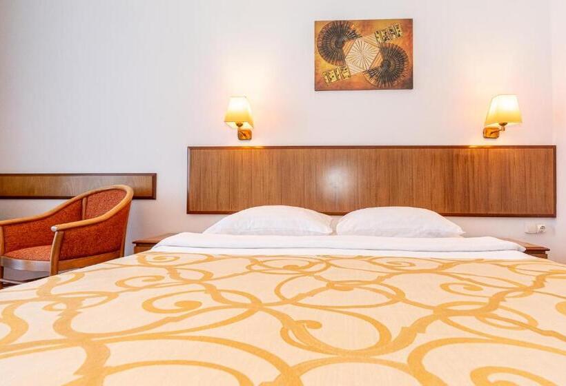 اتاق استاندارد, Safir Blue Resort
