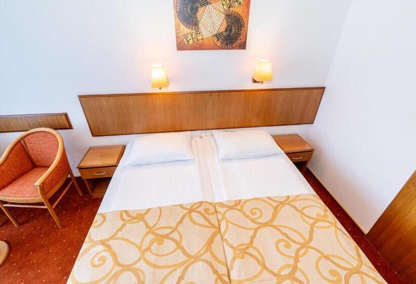 اتاق استاندارد, Safir Blue Resort