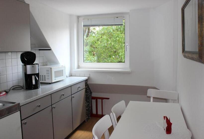 آپارتمان 1 خوابه, Ferienwohnung Und Gästezimmer Korb