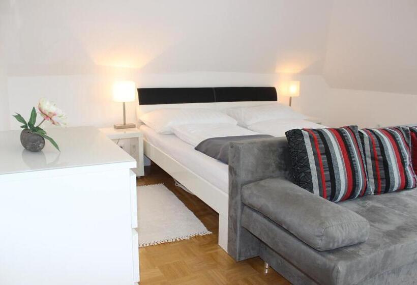 آپارتمان 1 خوابه, Ferienwohnung Und Gästezimmer Korb
