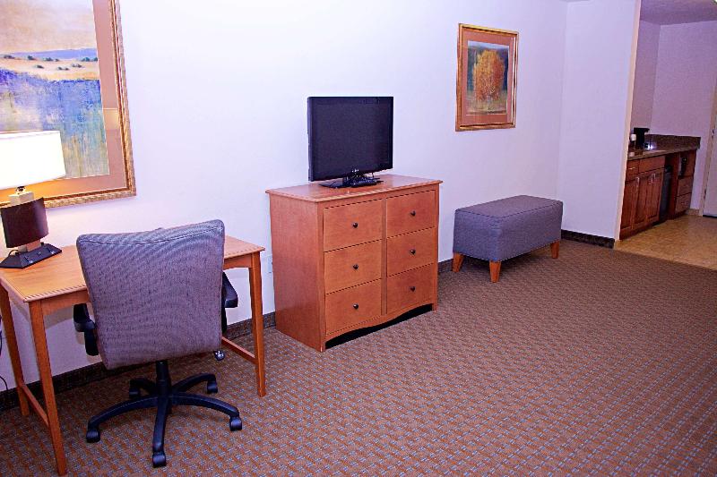 اتاق استاندارد چهارنفره با بالکن, B&b Nike   Rooms Only