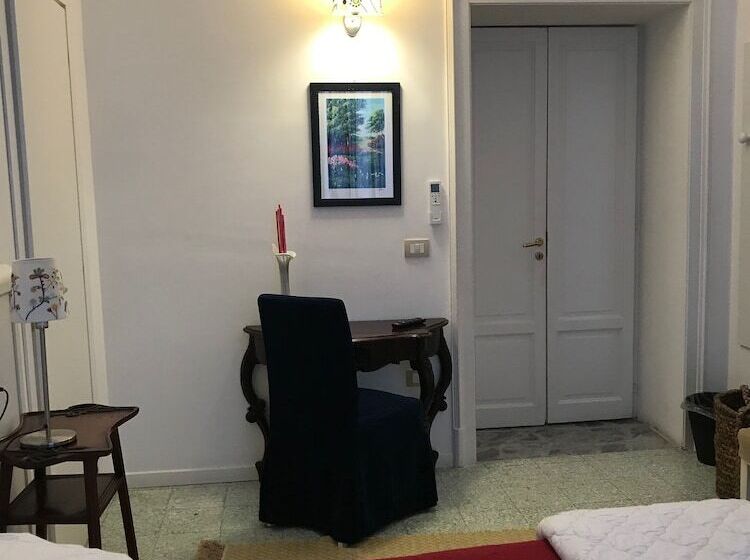 اتاق استاندارد با بالکن, B&b Nike   Rooms Only