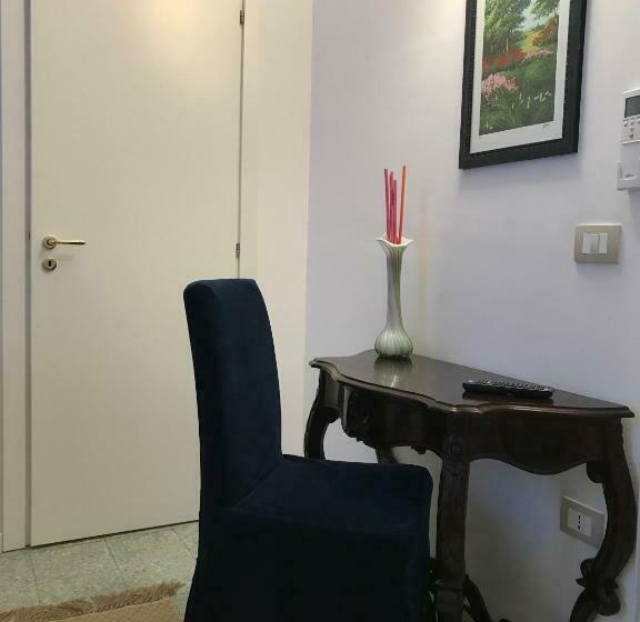 اتاق استاندارد با بالکن, B&b Nike   Rooms Only