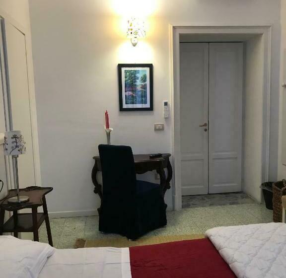اتاق استاندارد با بالکن, B&b Nike   Rooms Only
