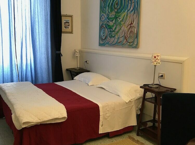 اتاق استاندارد با بالکن, B&b Nike   Rooms Only