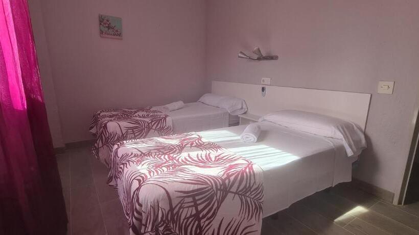 スタンダードルーム, Hostal La Cabaña