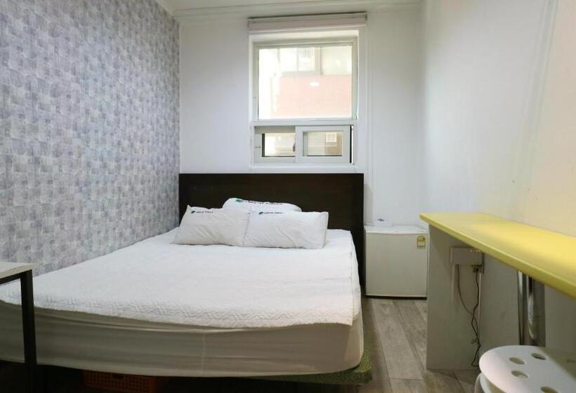 اتاق استاندارد, Hostel Korea Original