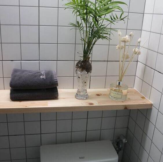 Standard Single Room Shared Bathroom, Hostel Korea Original