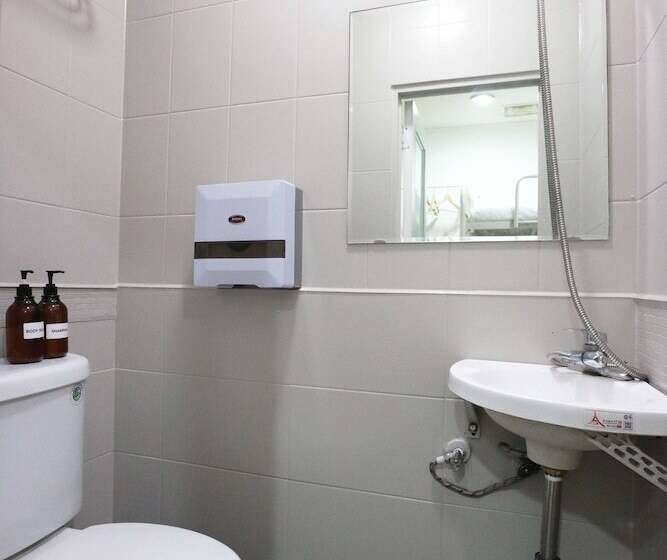 اتاق استاندارد یک نفره, Hostel Korea Original