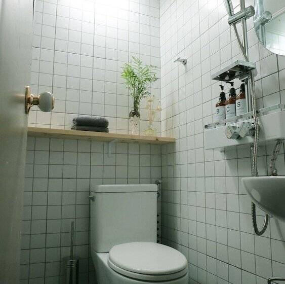 اتاق استاندارد سه تخته با سرویس بهداشتی مشترک, Hostel Korea Original