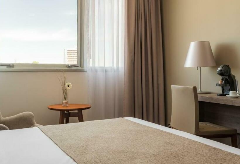 اتاق لوکس, Frontier Hotel Rivera