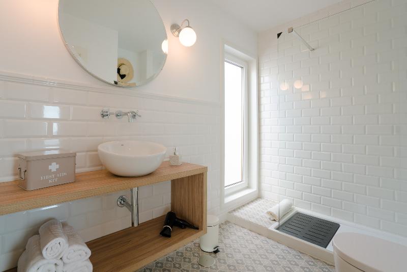 آپارتمان 1 خوابه با چشم‌انداز استخر, La Concha Boutique Apartments   Adults Only
