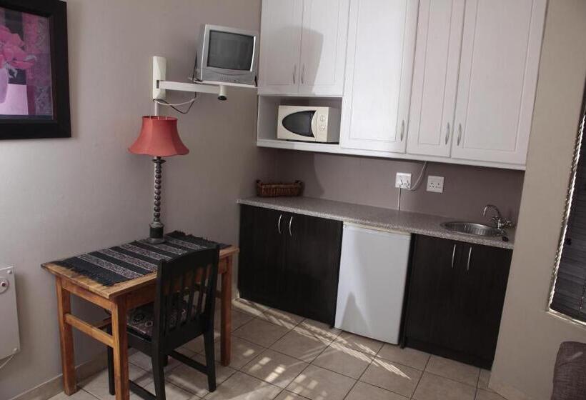 سوییت لوکس, Lemon & Lime Guesthouse