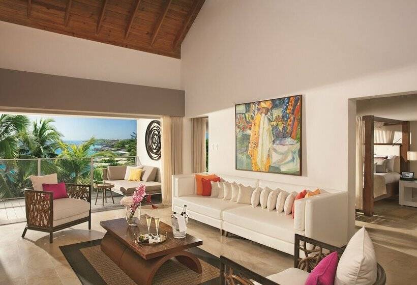 سوئیت مستر با چشم‌انداز دریا, Zoetry Montego Bay