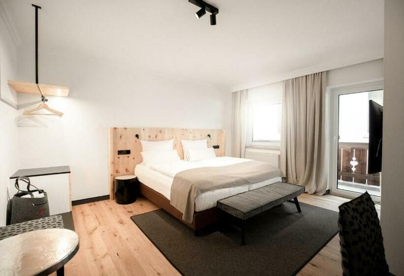 اتاق لوکس خانوادگی, & Appartements Tiroler Buam