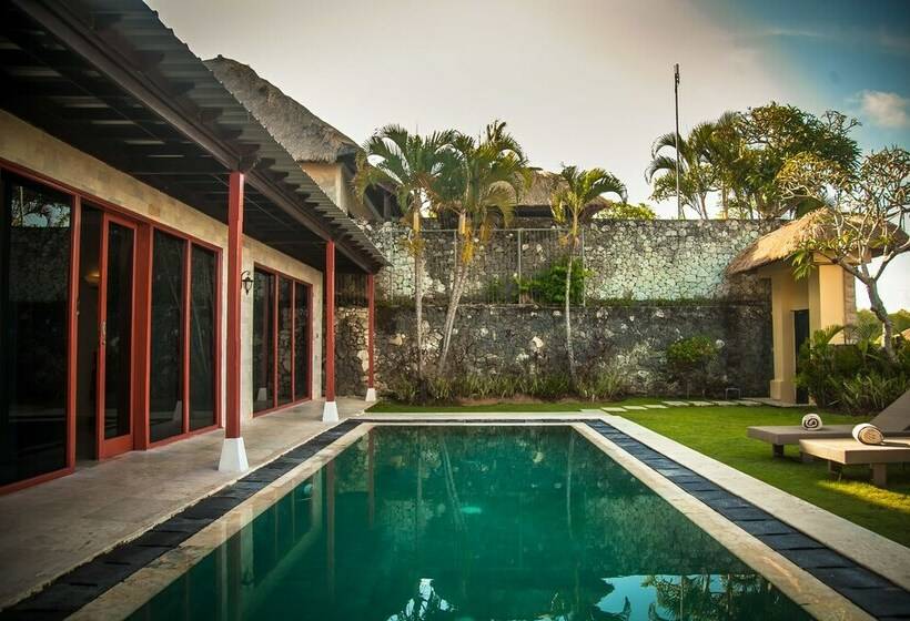 ویلای یک اتاق خوابه با استخر شنا, Royal Pool Villa Bali