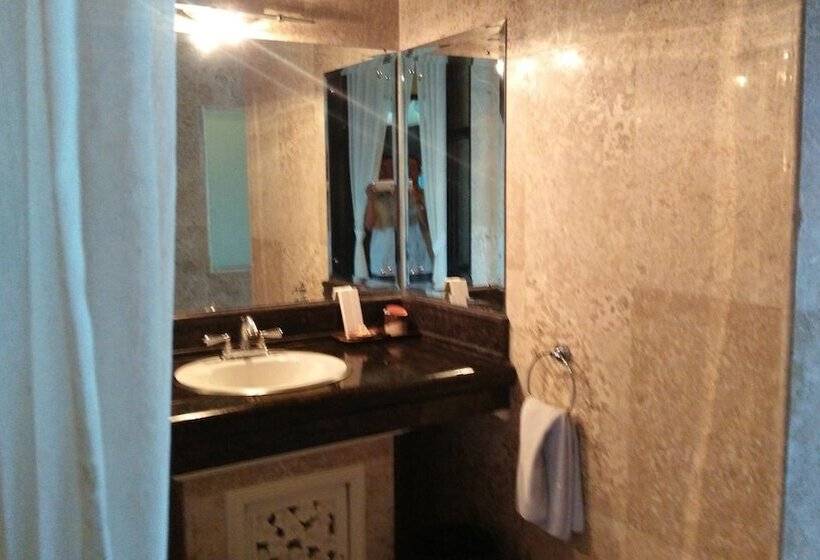 ویلای یک اتاق خوابه با استخر شنا, Royal Pool Villa Bali