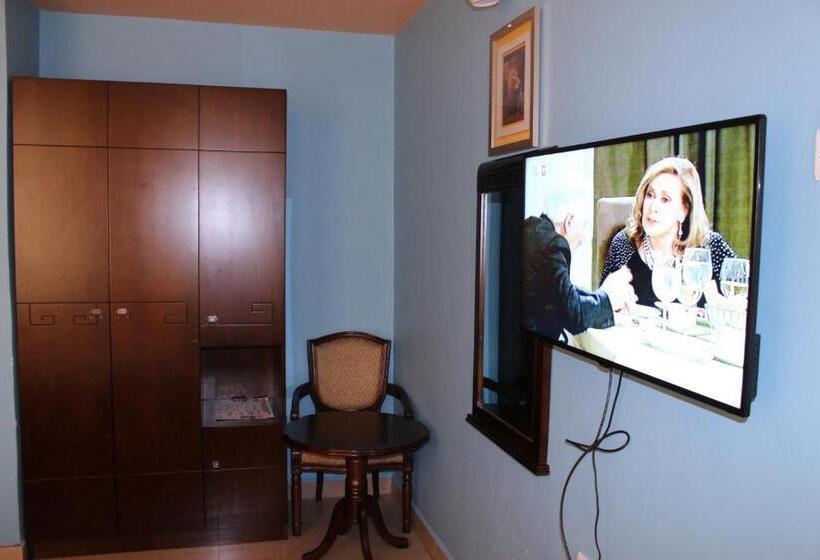 اتاق لوکس با بالکن, Stay Inn
