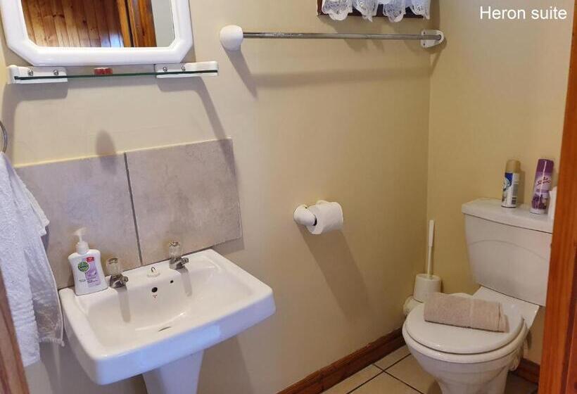 اتاق استاندارد سه نفره, Lakeside Knysna Accomodation