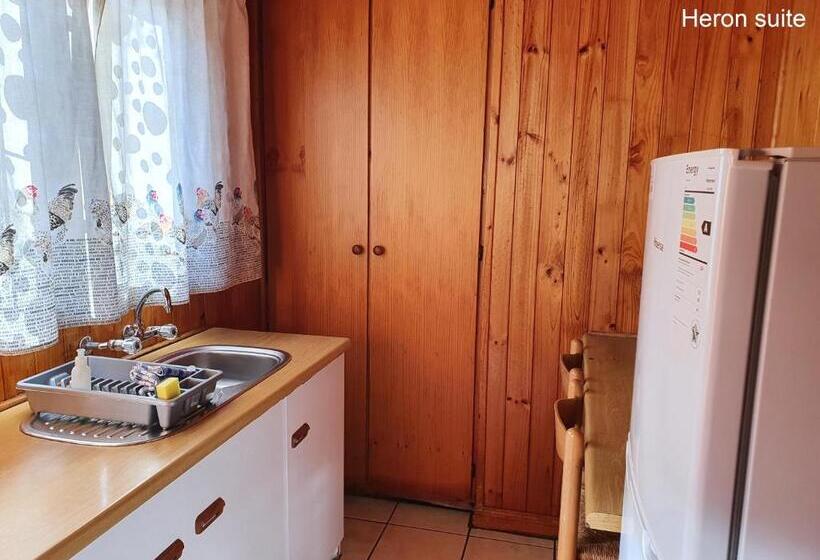 اتاق استاندارد سه نفره, Lakeside Knysna Accomodation