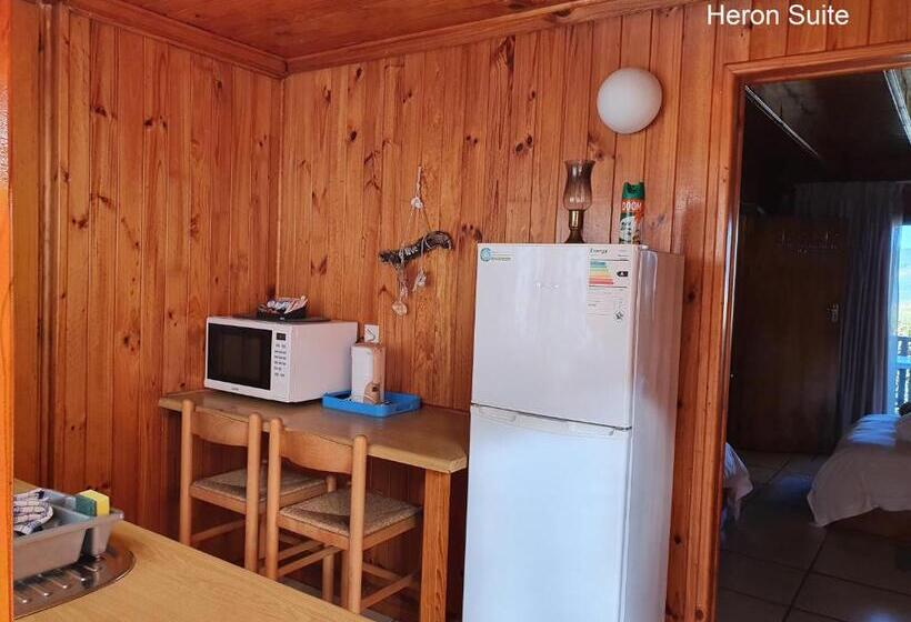 اتاق استاندارد سه نفره, Lakeside Knysna Accomodation