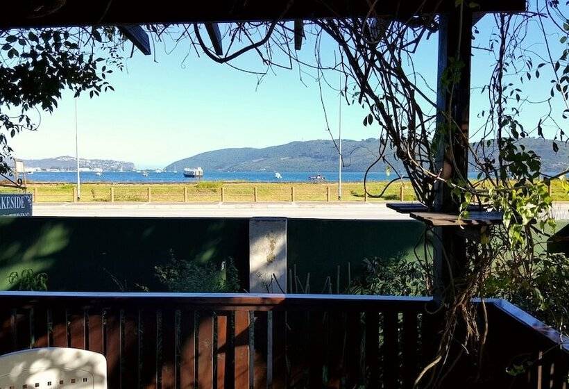 اتاق خانوادگی, Lakeside Knysna Accomodation