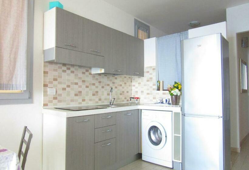آپارتمان 1 خوابه با بالکن, Residenza Miramare
